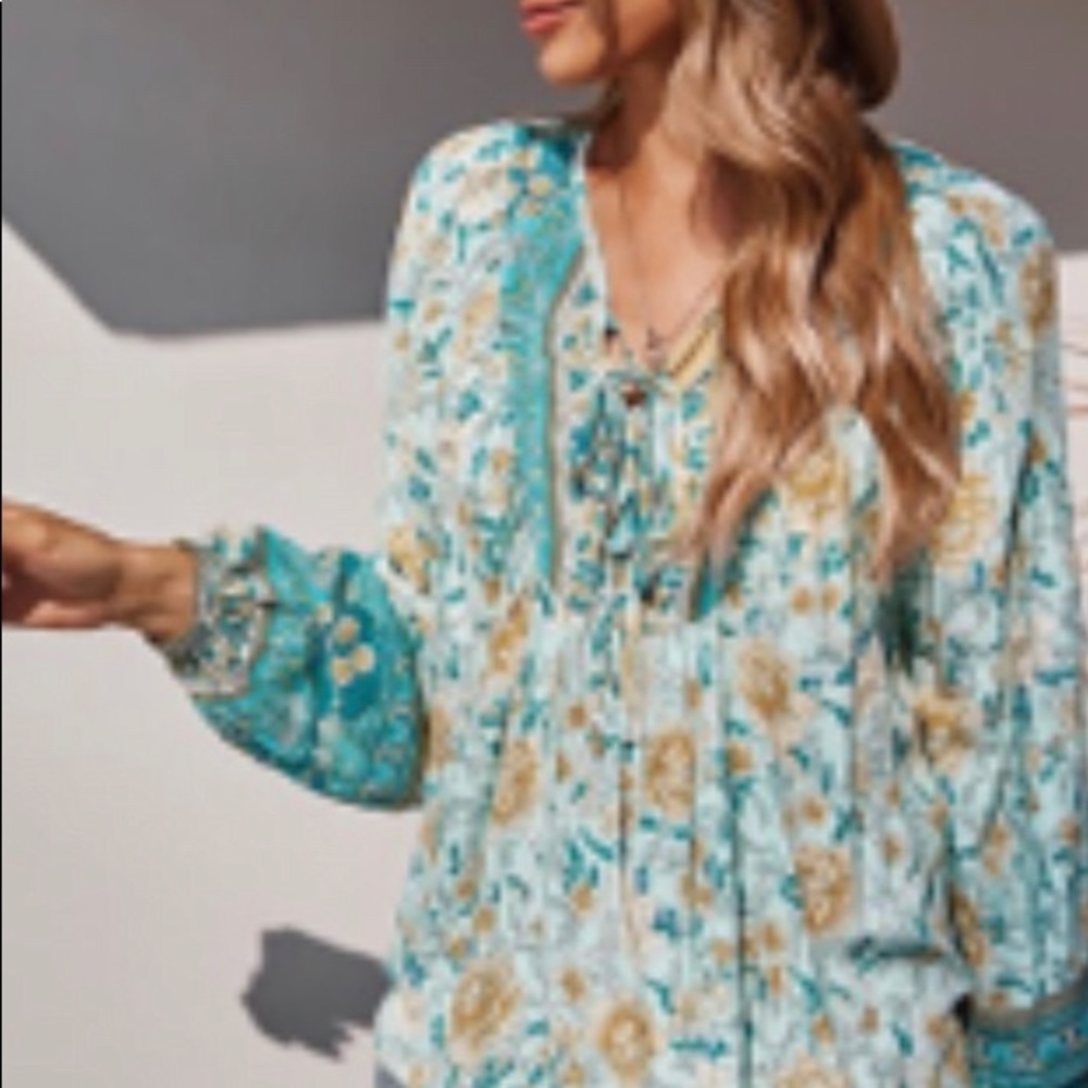 Miss Sparkling Blouse